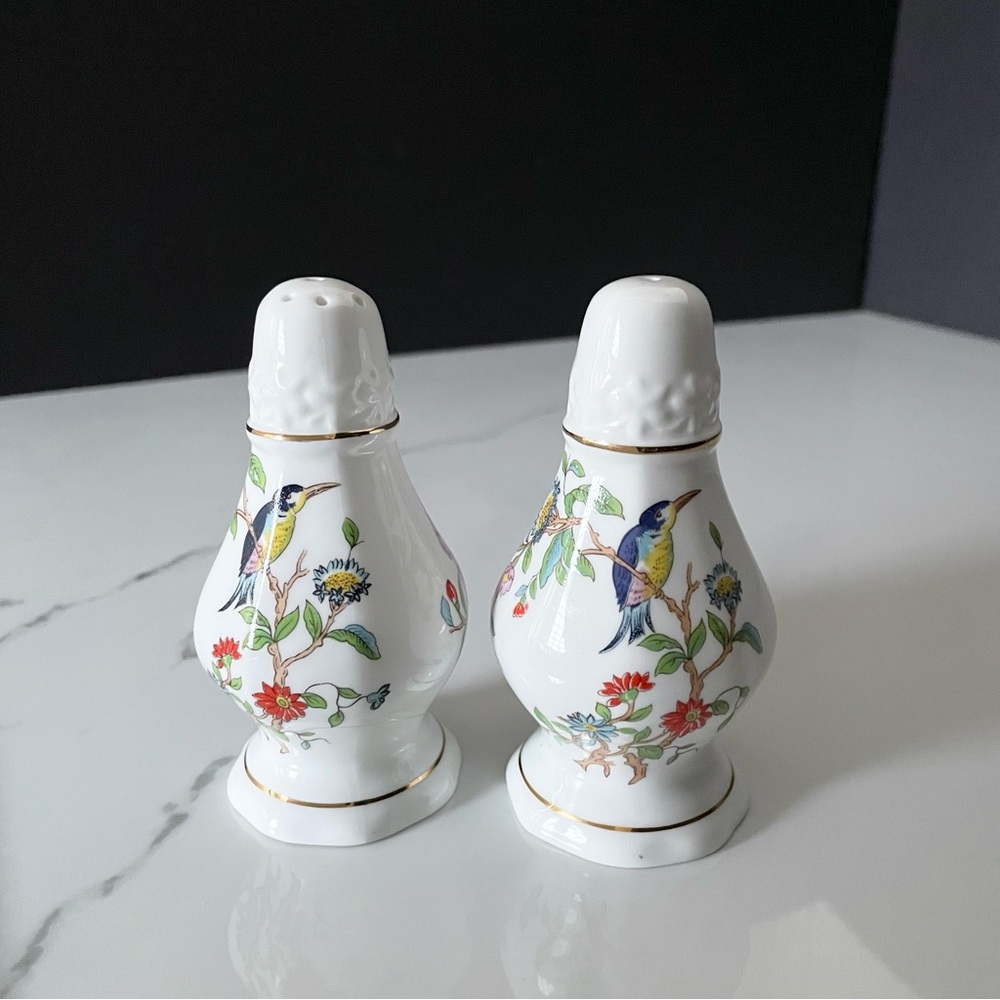 Pembroke Salt & Pepper Shakers by Aynsley
